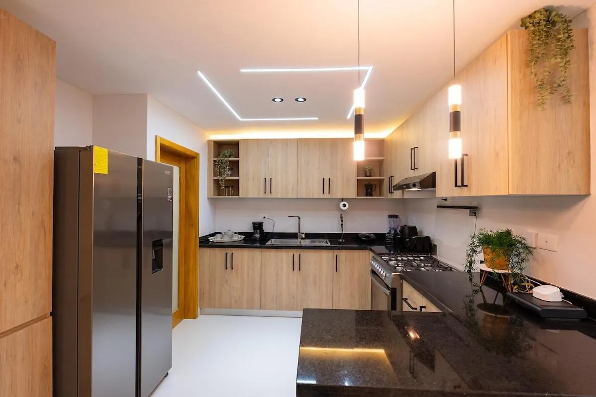 公寓 圣地亚哥洛斯卡巴Modern 3Br! 9Fl, King Bed! Sti With Pool! Fast Wifi!公寓 多米尼加共和国