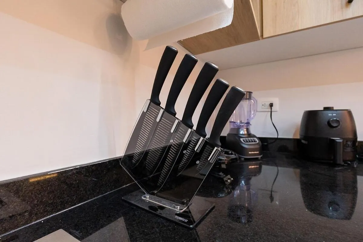 公寓 圣地亚哥洛斯卡巴Modern 3Br! 9Fl, King Bed! Sti With Pool! Fast Wifi!公寓